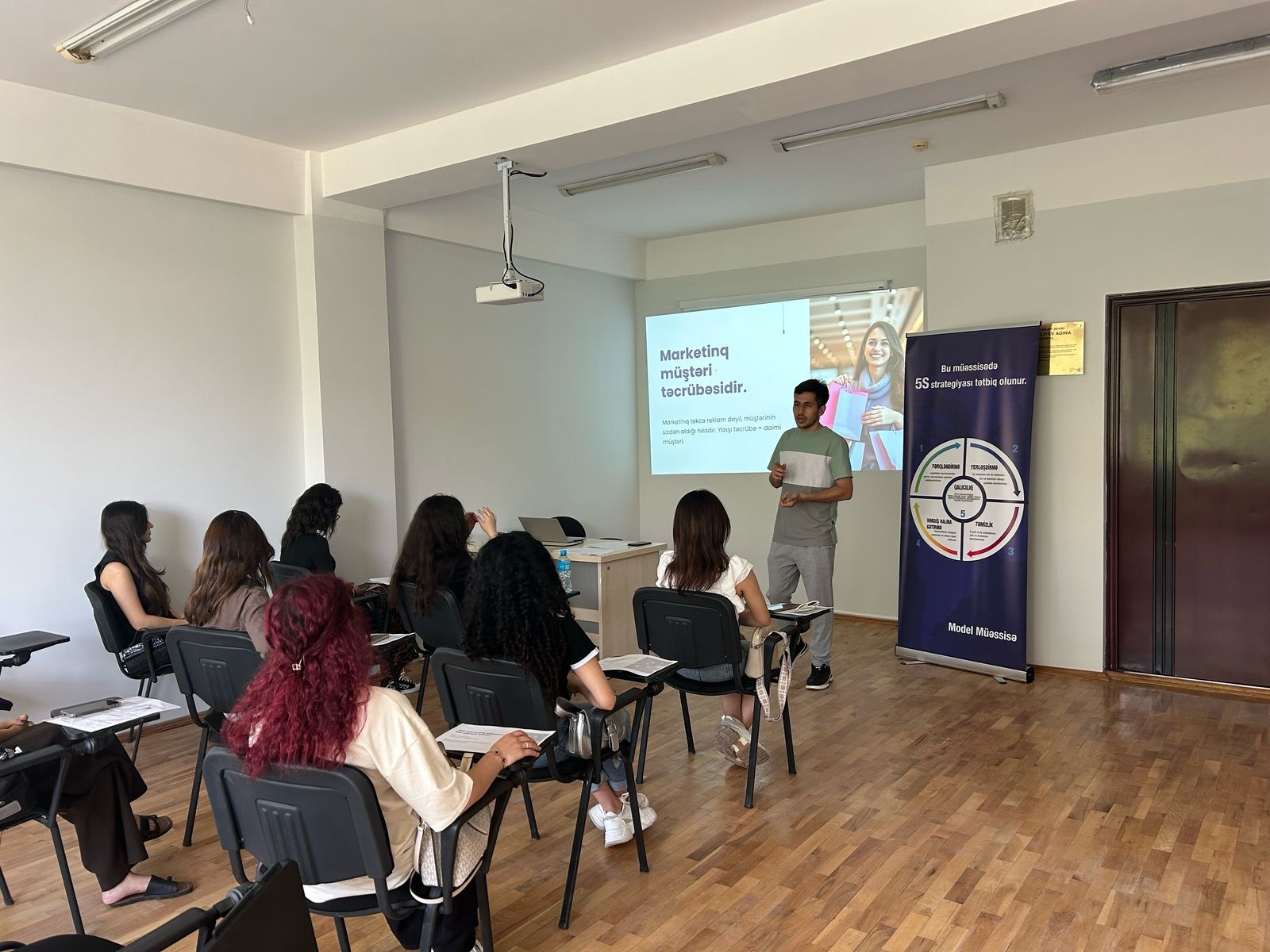 "360° Marketinq: Müştərini hər nöqtədə qazan!" mövzusunda təlim keçirilib.