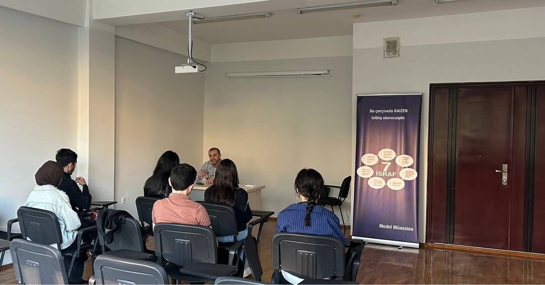 Effektiv satış texnikaları və etirazlarla iş mövzusunda təlim keçirilib.